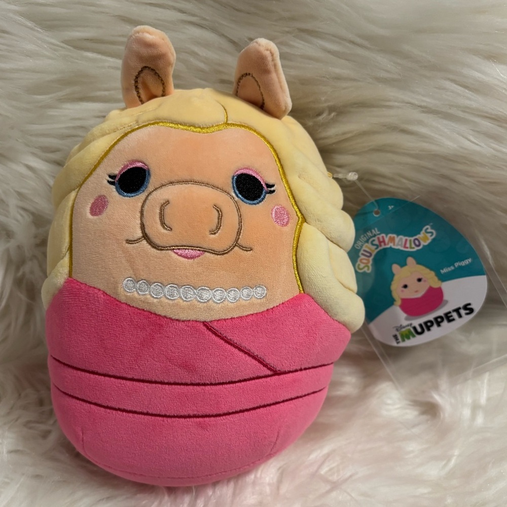 The Muppets Miss Piggy Squishmallows Stuffed Plush Jazwares 2024 NWT